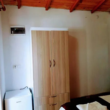 Hotel Efe *