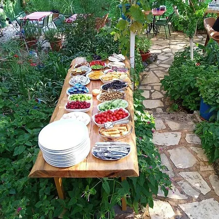 Efe * Kaş