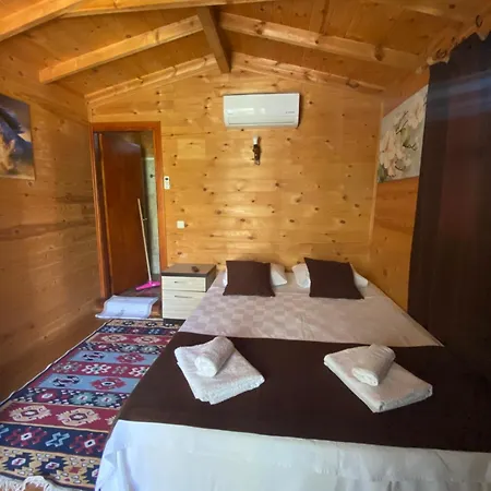 Efe Ξενοδοχείο *