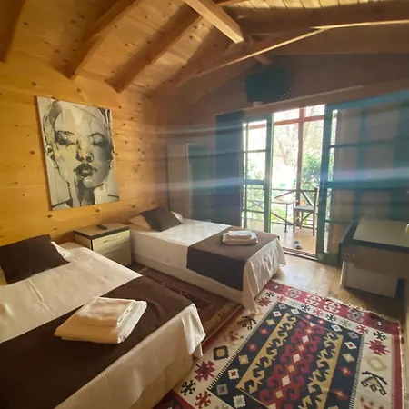 Efe Ξενοδοχείο *